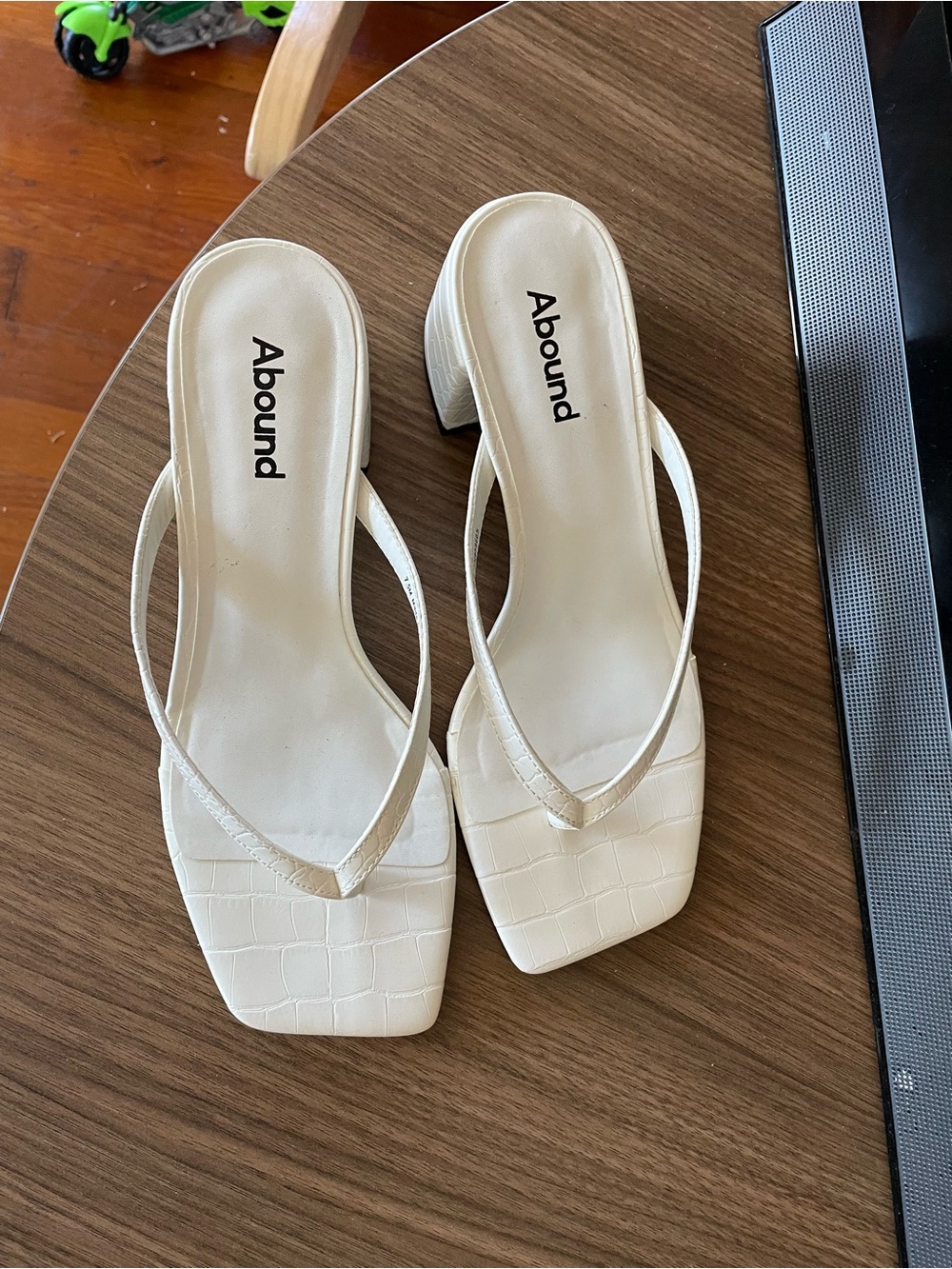 Abound Cream Croc-Embossed Square Toe Heeled Mules
